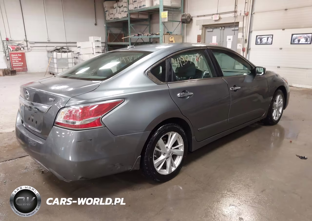2015 Nissan Altima 2.5 Sv VIN:1N4AL3AP4FC409401 - 4