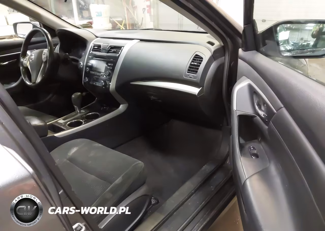 2015 Nissan Altima 2.5 Sv VIN:1N4AL3AP4FC409401 - 5