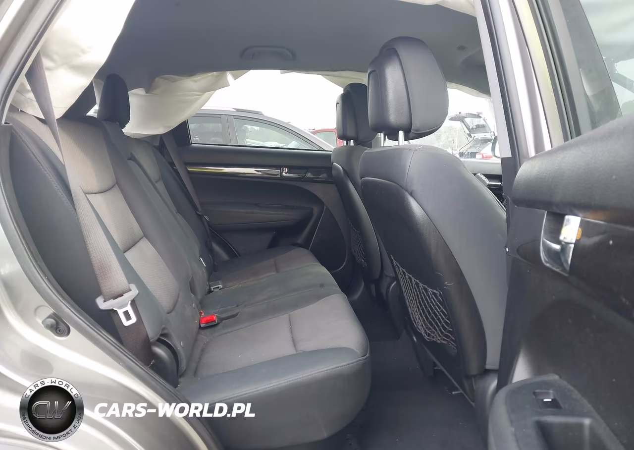 2013 Kia Sorento Lx VIN:5XYKTDA6XDG407852 - 8