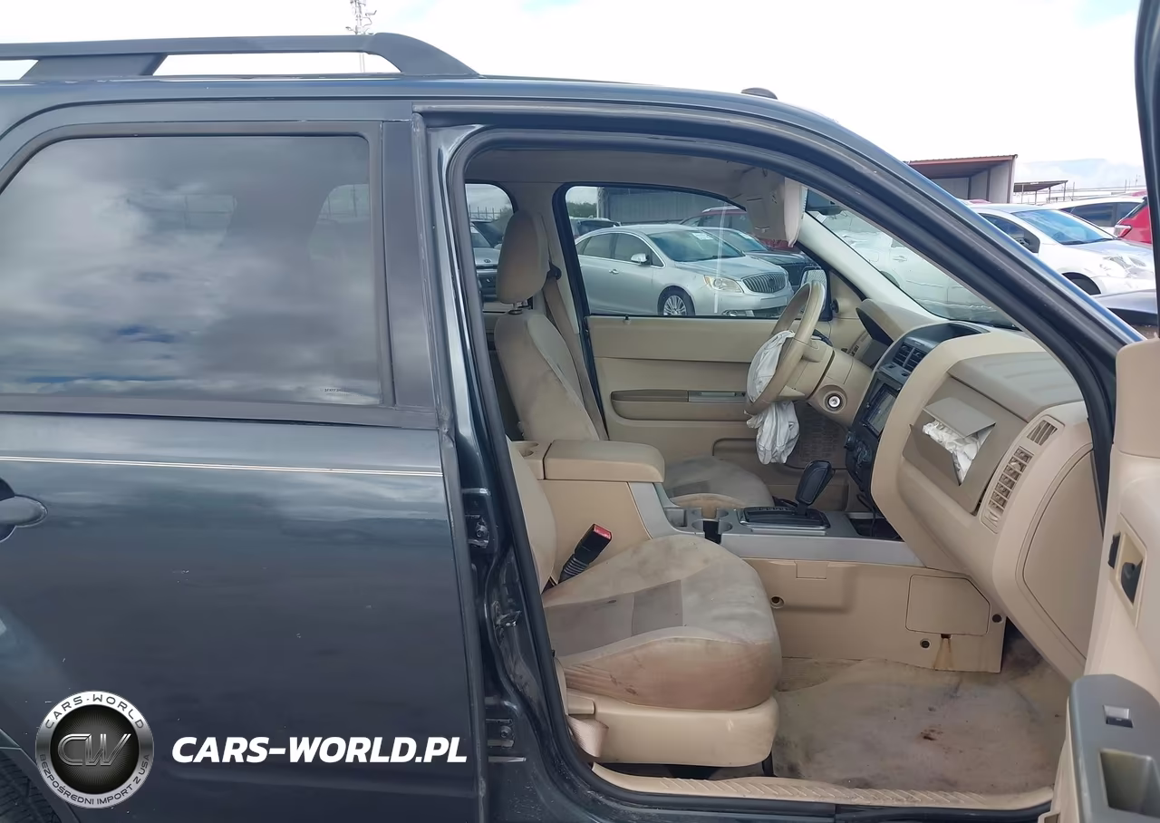 2008 Ford Escape Xlt VIN:1FMCU031X8KC79538 - 5