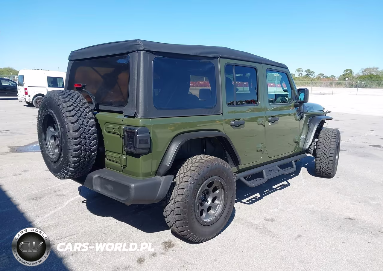 2020 Jeep Wrangler Unlimited Sport 4X4 VIN:1C4HJXDN9LW291064 - 4