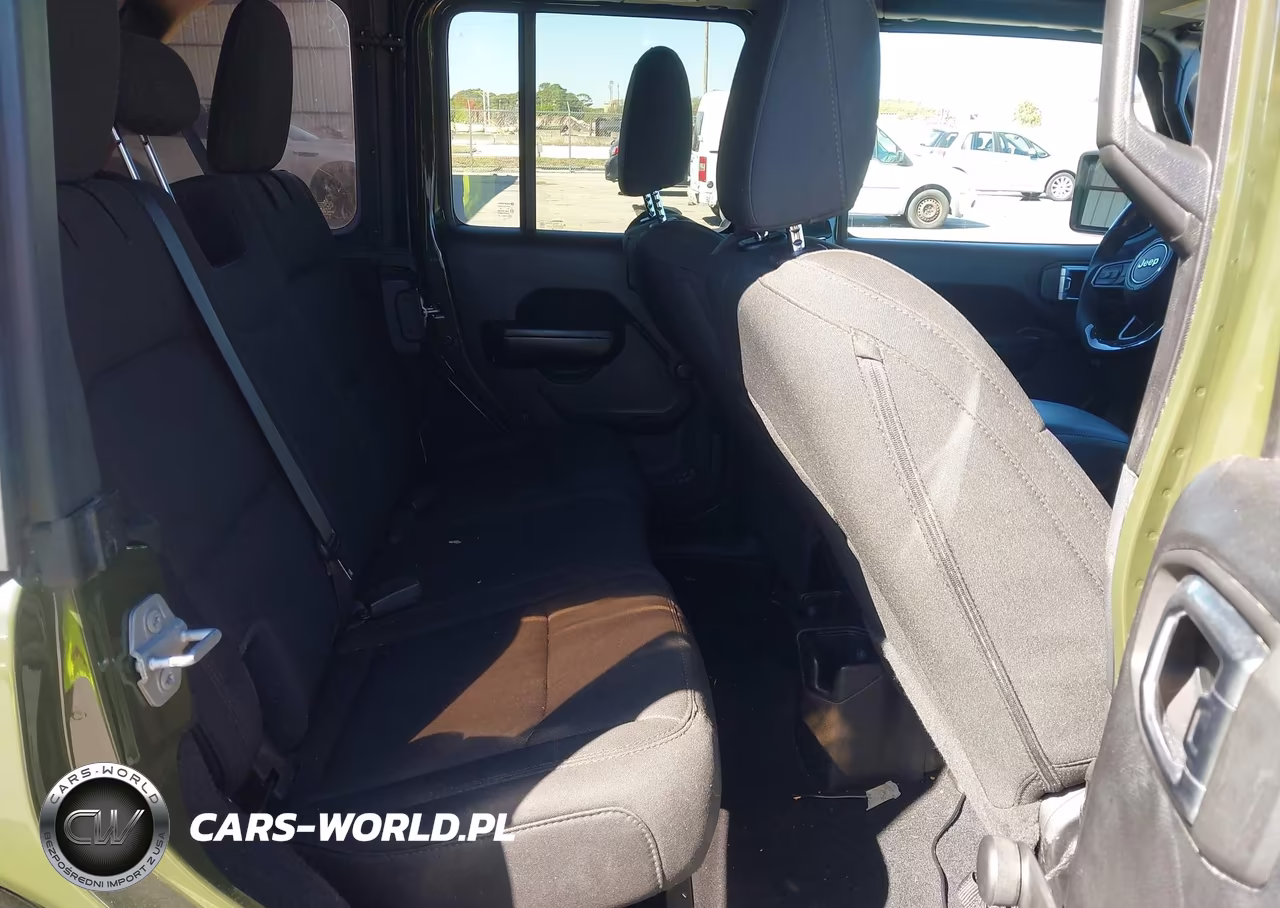 2020 Jeep Wrangler Unlimited Sport 4X4 VIN:1C4HJXDN9LW291064 - 8