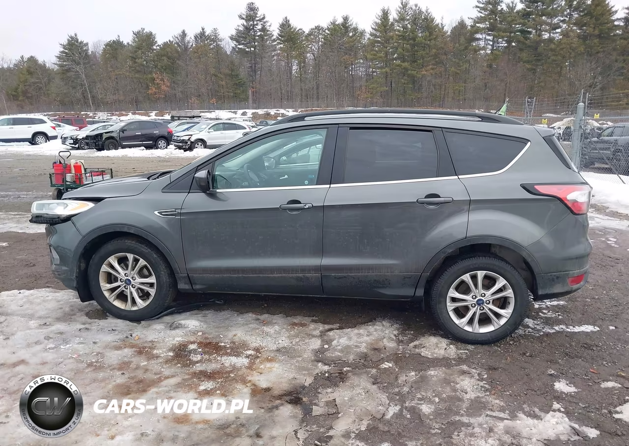 2017 Ford Escape Se VIN:1FMCU0GD2HUC27765 - 14