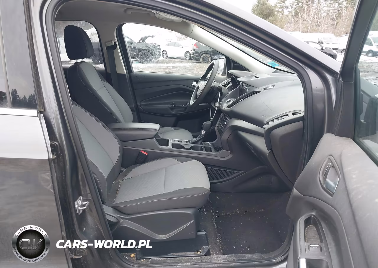 2017 Ford Escape Se VIN:1FMCU0GD2HUC27765 - 5