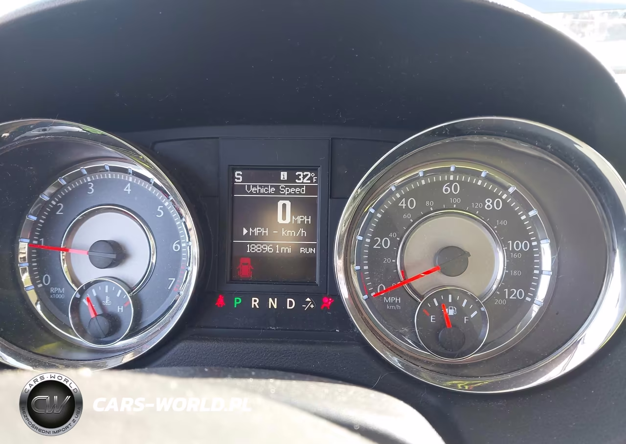 2014 Chrysler Town & Country Touring VIN:2C4RC1BG7ER133673 - 7