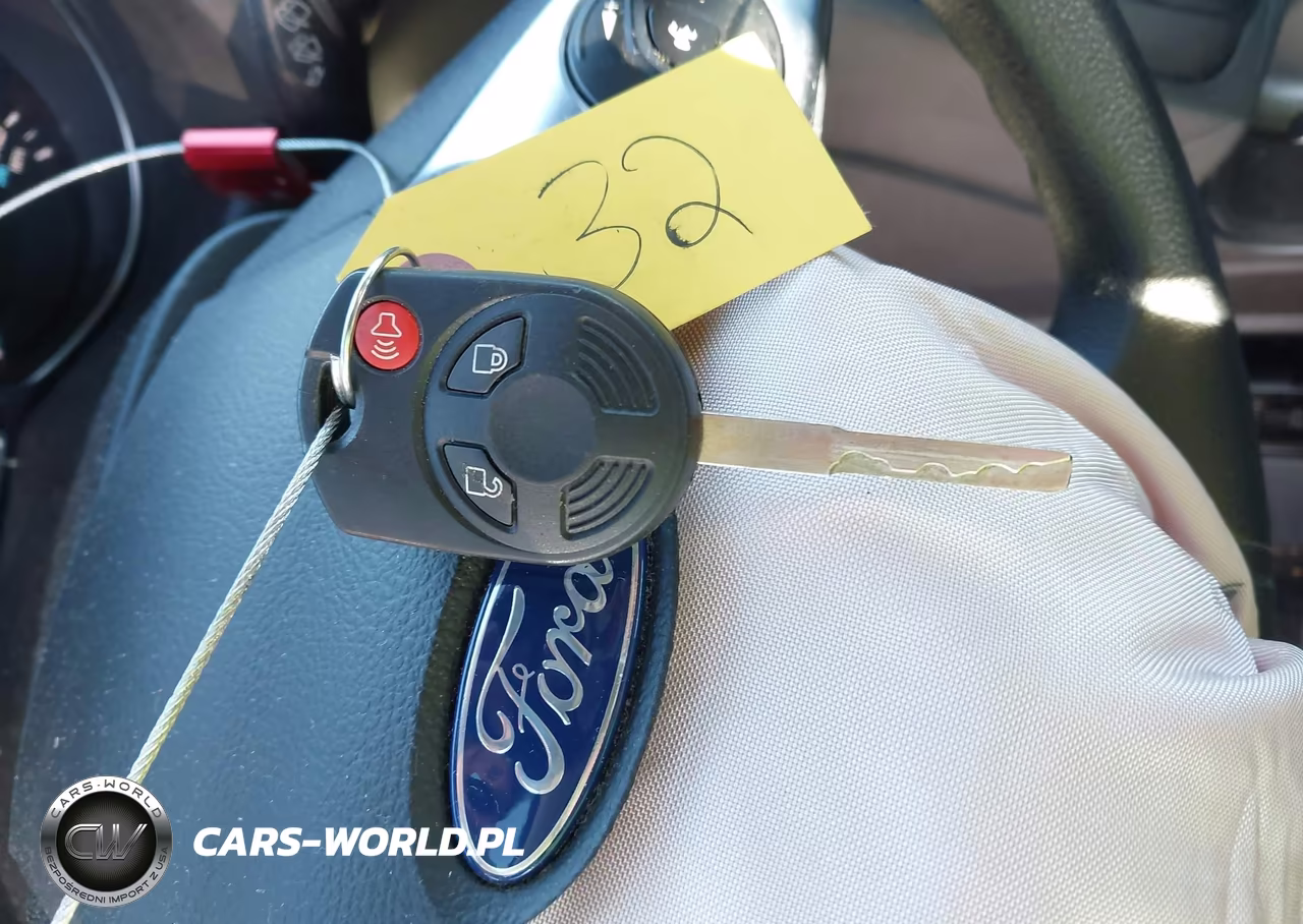 2015 Ford Escape S VIN:1FMCU0F71FUC60460 - 11
