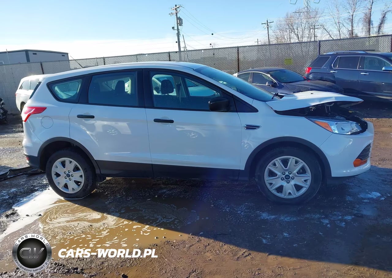 2015 Ford Escape S VIN:1FMCU0F71FUC60460 - 14