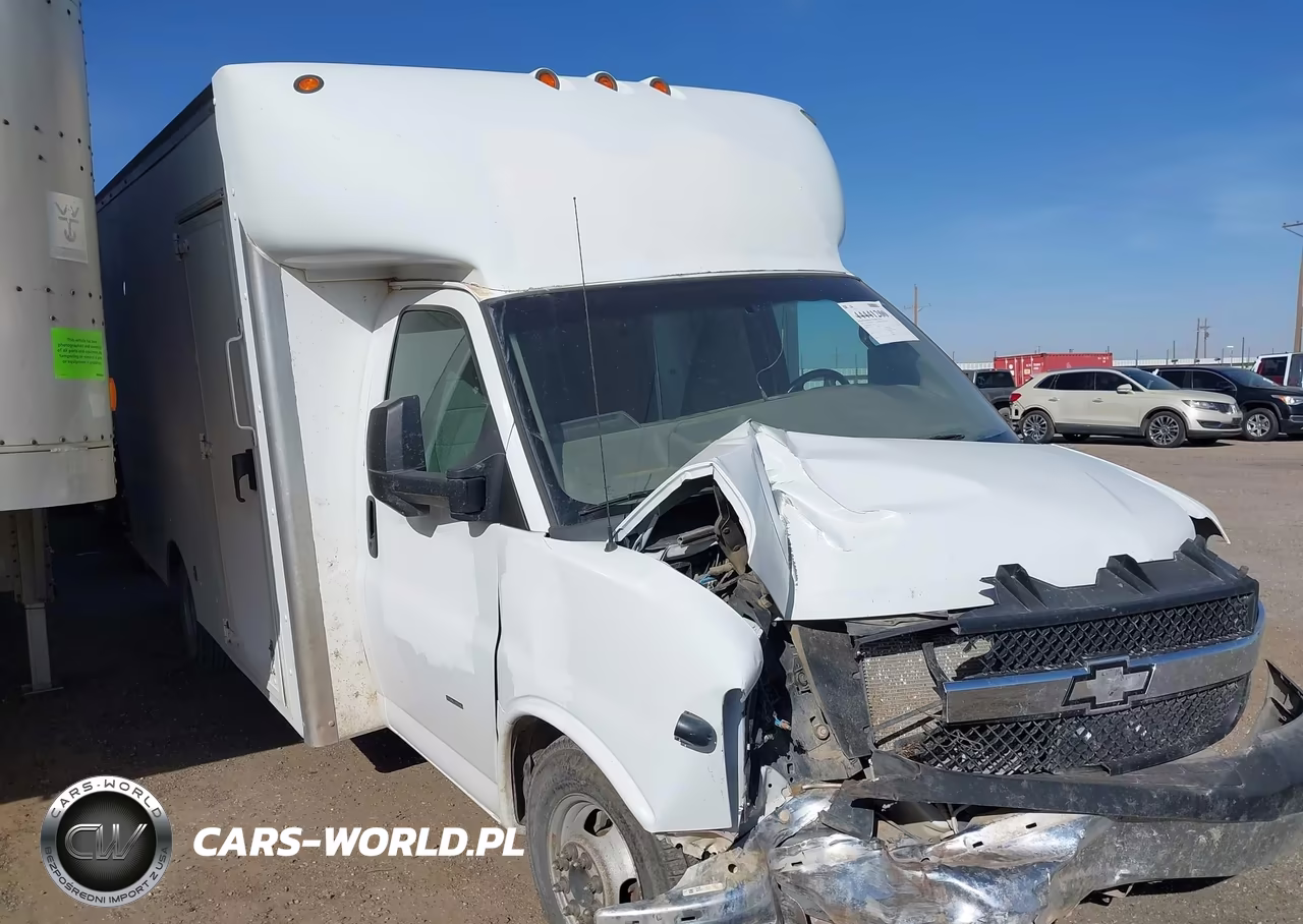 2020 Chevrolet Express Cutaway Work Van