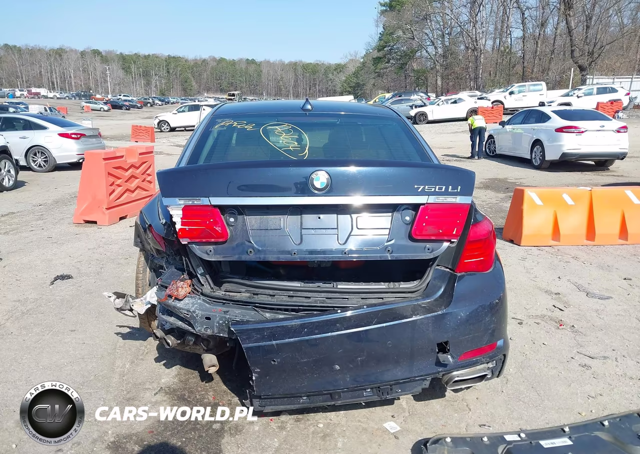 2009 BMW 750Li VIN:WBAKB83589CY60245 - 15
