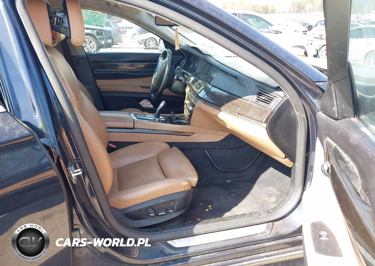 2009 BMW 750Li VIN:WBAKB83589CY60245 - 5
