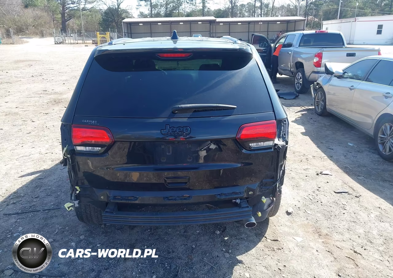 2020 Jeep Grand Cherokee Altitude 4X2 VIN:1C4RJEAGXLC392775 - 16
