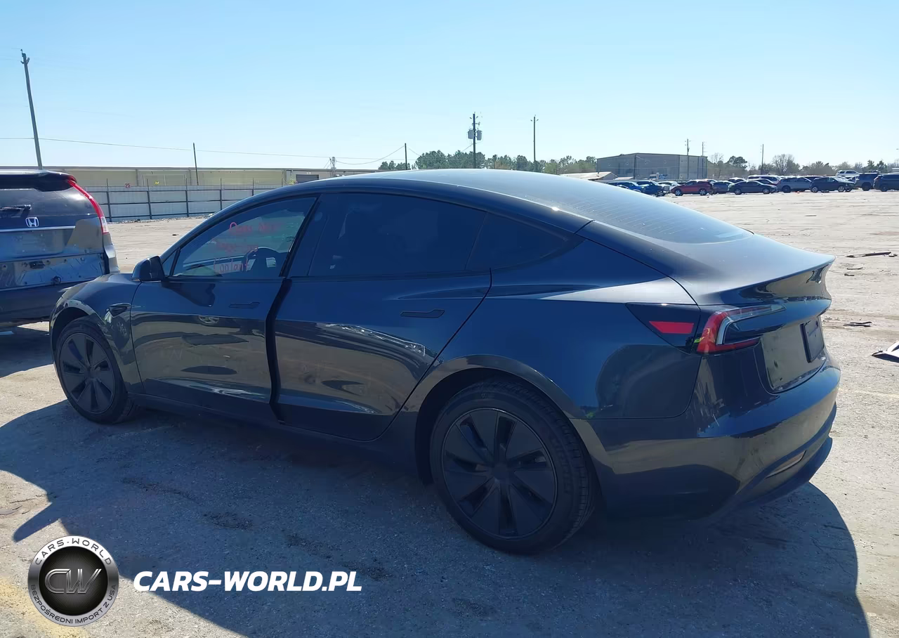 2025 Tesla Model 3 Long Range Rear-Wheel Drive-Standard Rear-Wheel Drive VIN:5YJ3E1EAXSF989340 - 14
