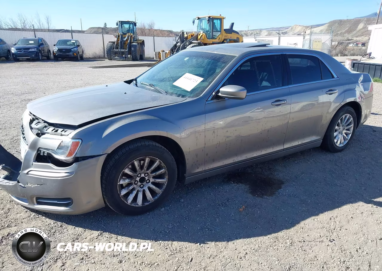 2014 Chrysler 300 VIN:2C3CCAAG3EH335900 - 2