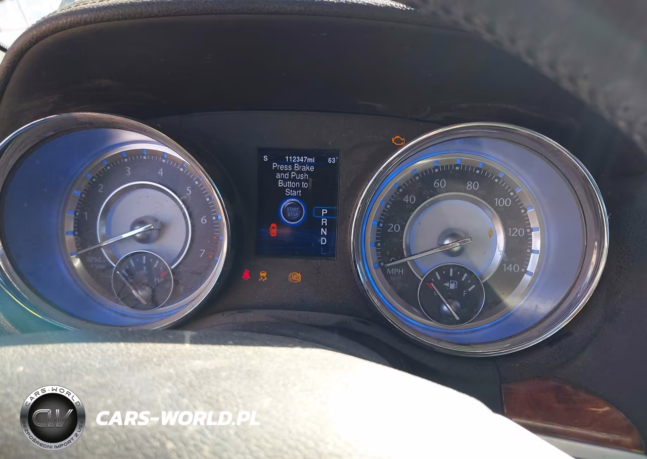 2014 Chrysler 300 VIN:2C3CCAAG3EH335900 - 7