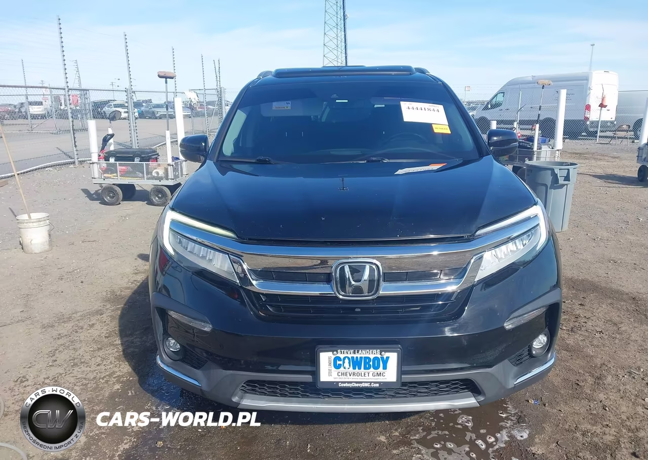 2019 Honda Pilot Touring VIN:5FNYF5H98KB019935 - 12