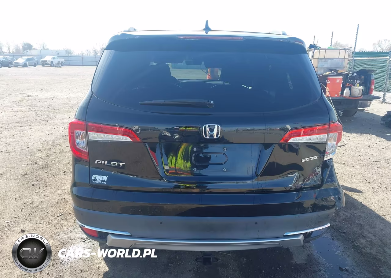 2019 Honda Pilot Touring VIN:5FNYF5H98KB019935 - 16