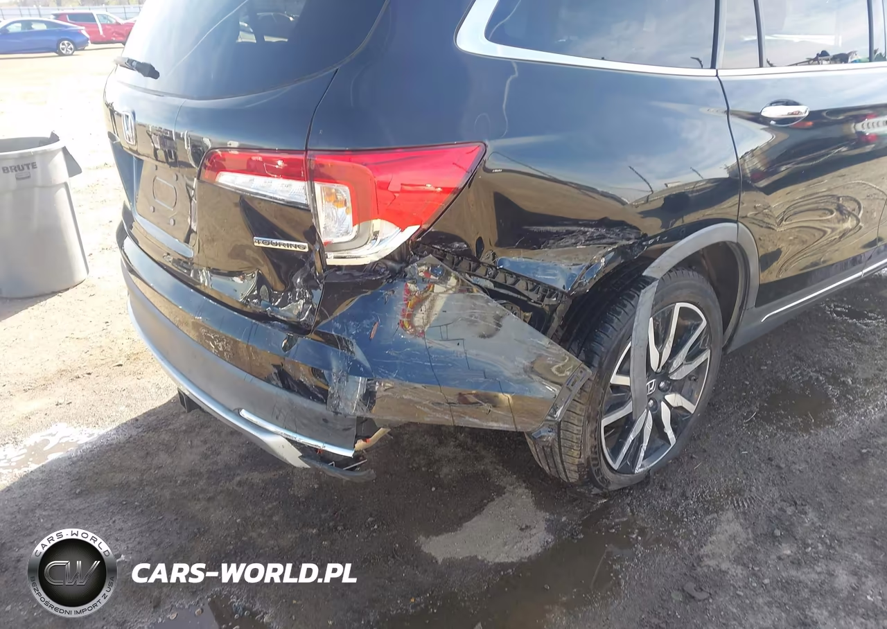 2019 Honda Pilot Touring VIN:5FNYF5H98KB019935 - 6