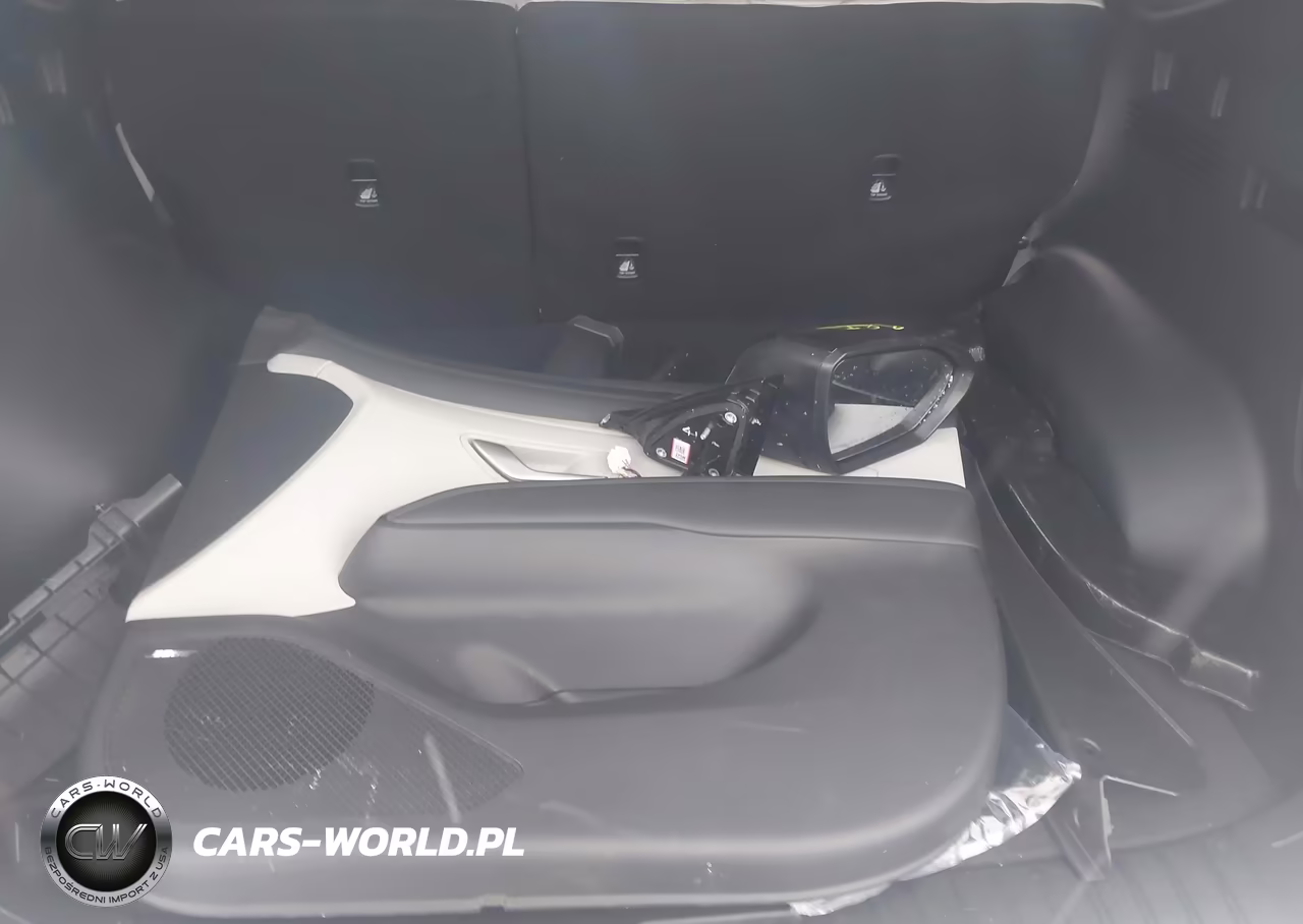 2026 Hyundai Tucson Hybrid Limited VIN:KM8JEDD17TU442766 - 12
