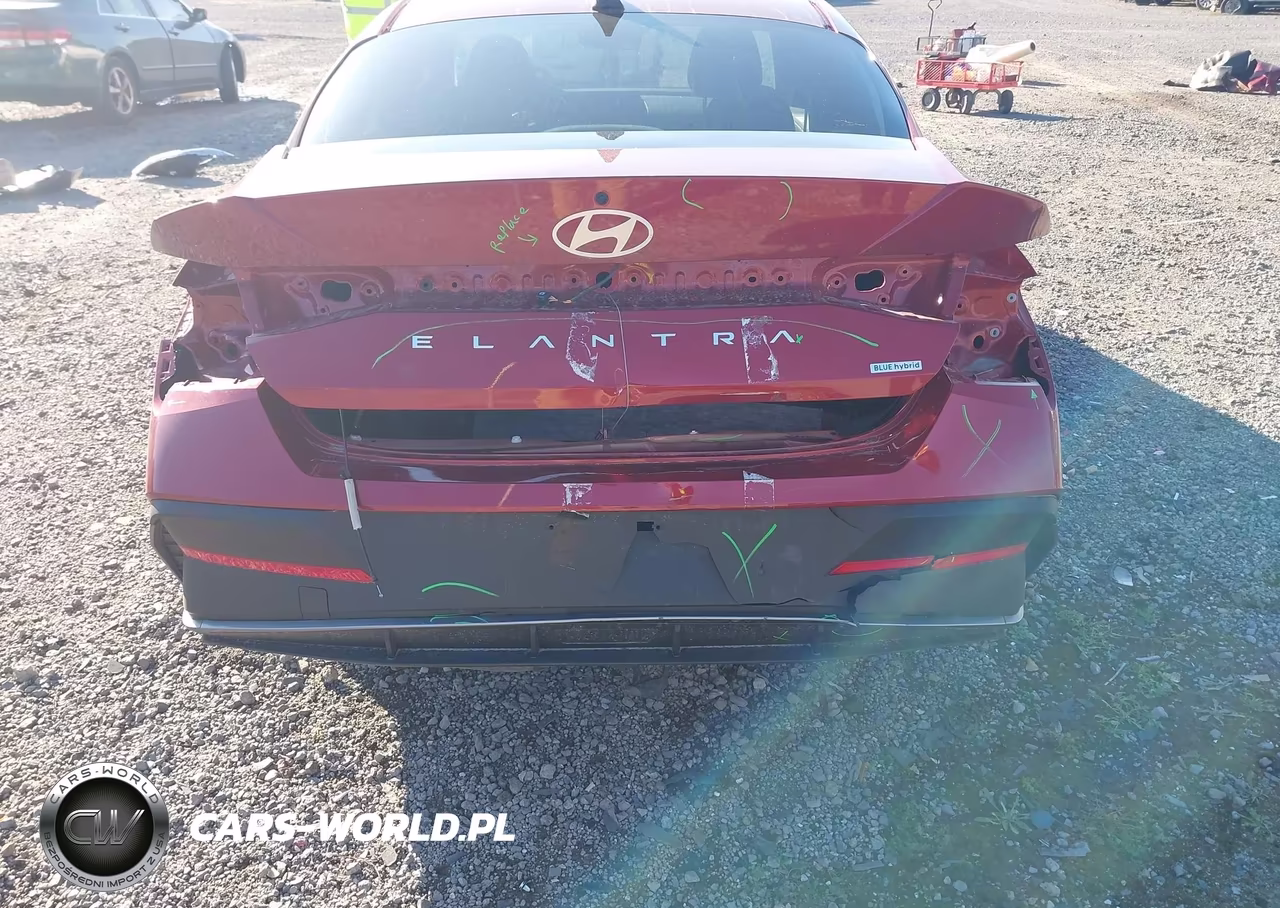 2025 Hyundai Elantra Blue-Sel Sport VIN:KMHLM4DJ0SU157868 - 16