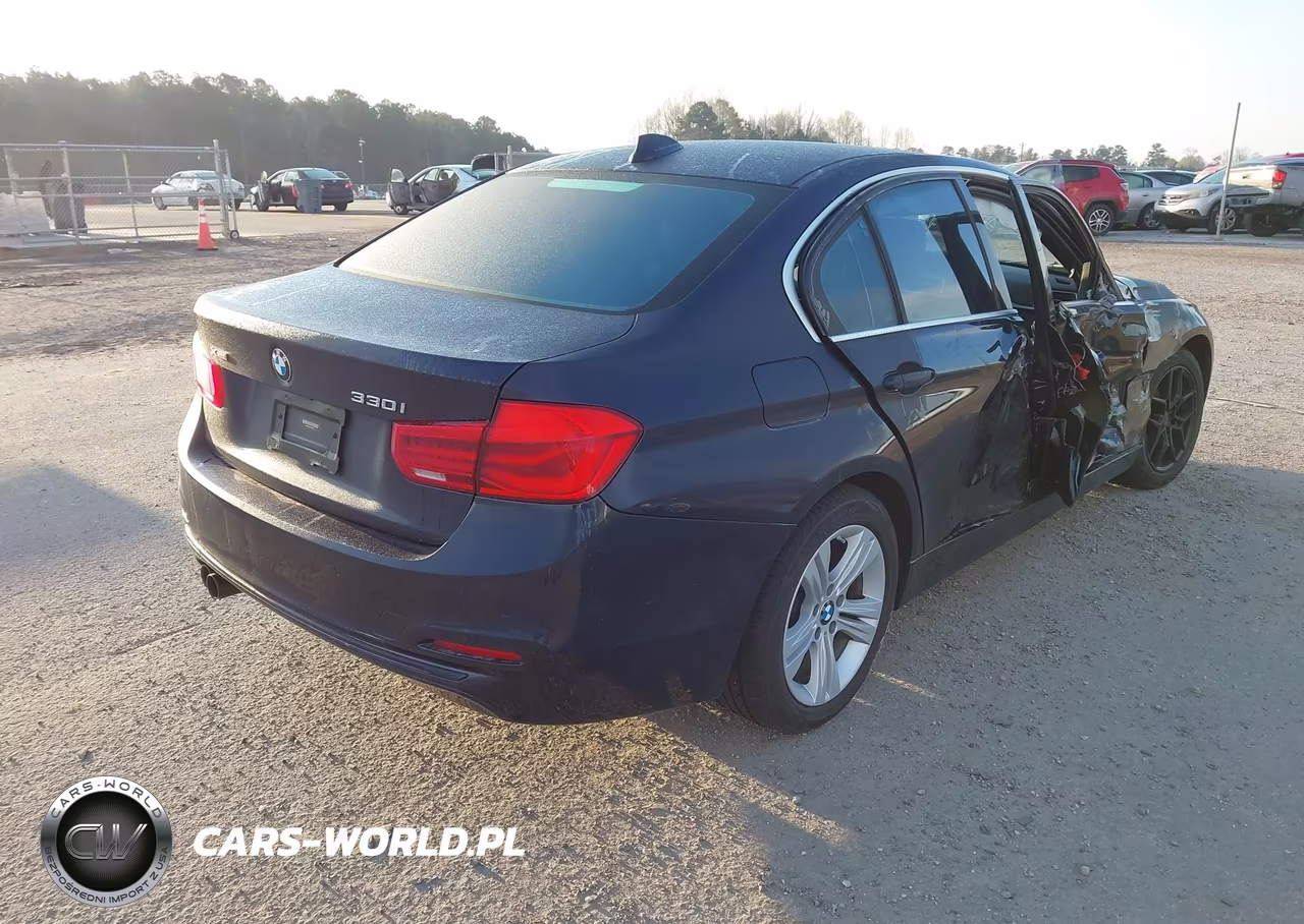 2017 BMW 330I xDrive VIN:WBA8D9C38HA005757 - 4