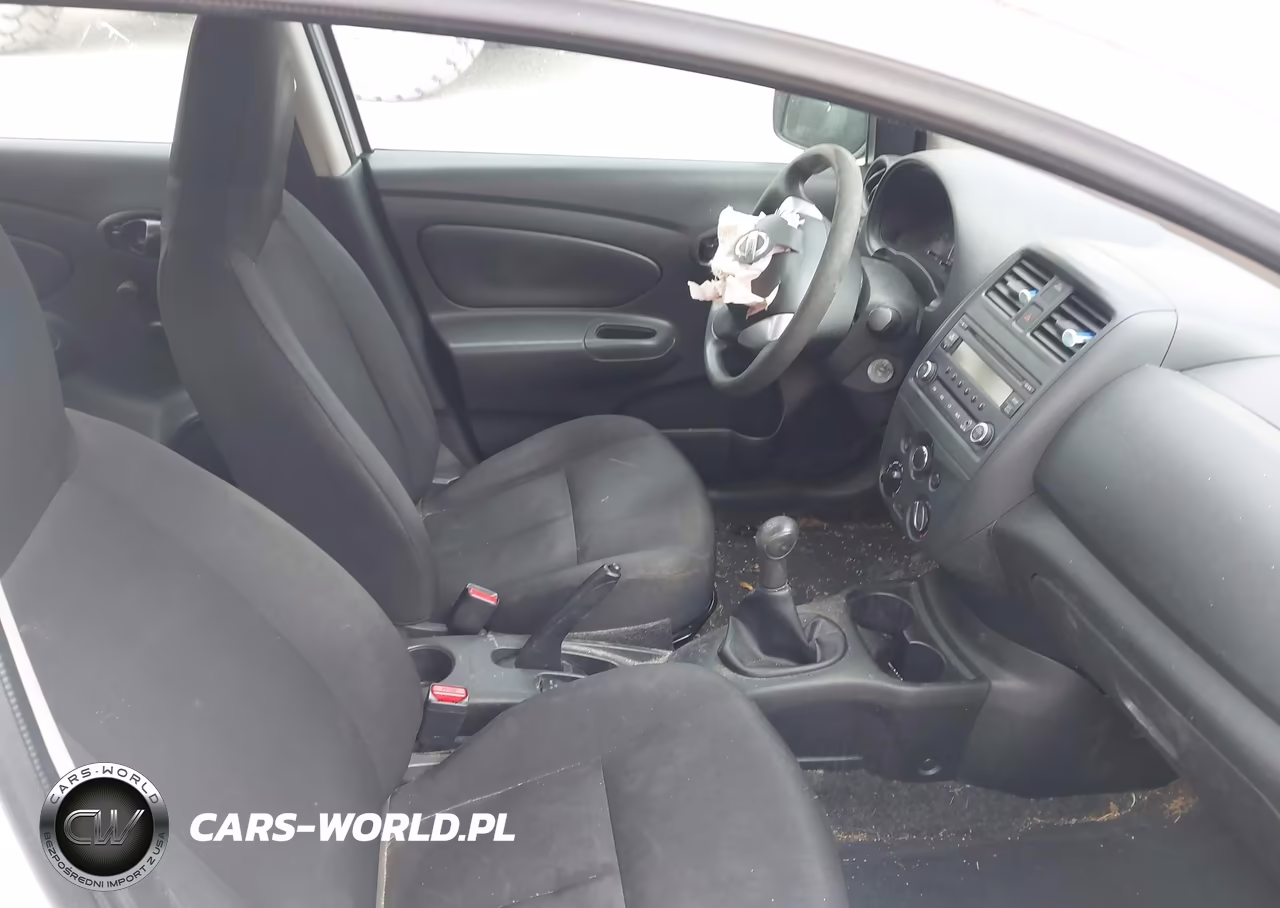 2016 Nissan Versa 1.6 S VIN:3N1CN7AP7GL881086 - 5