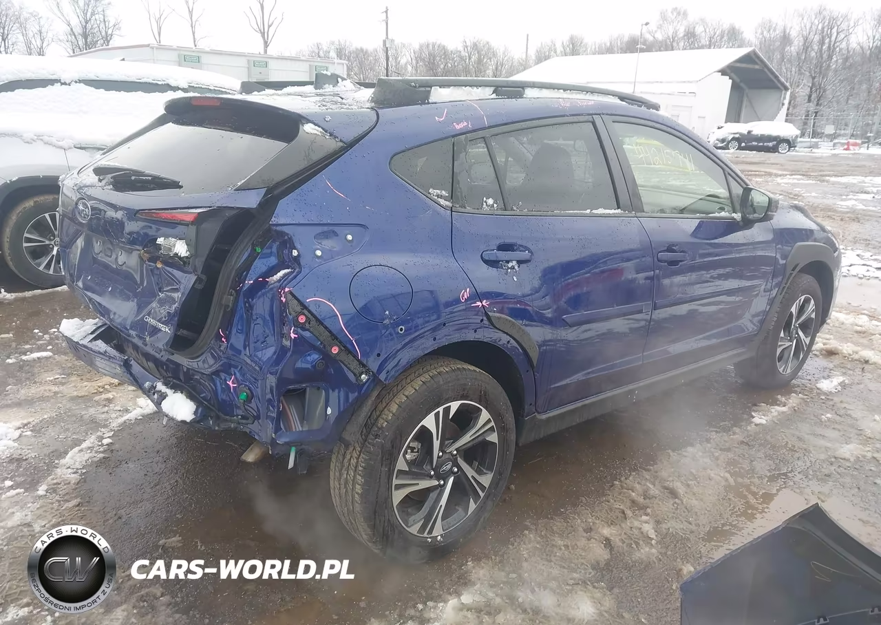 2024 Subaru Crosstrek Premium VIN:JF2GUADC0R8266258 - 4