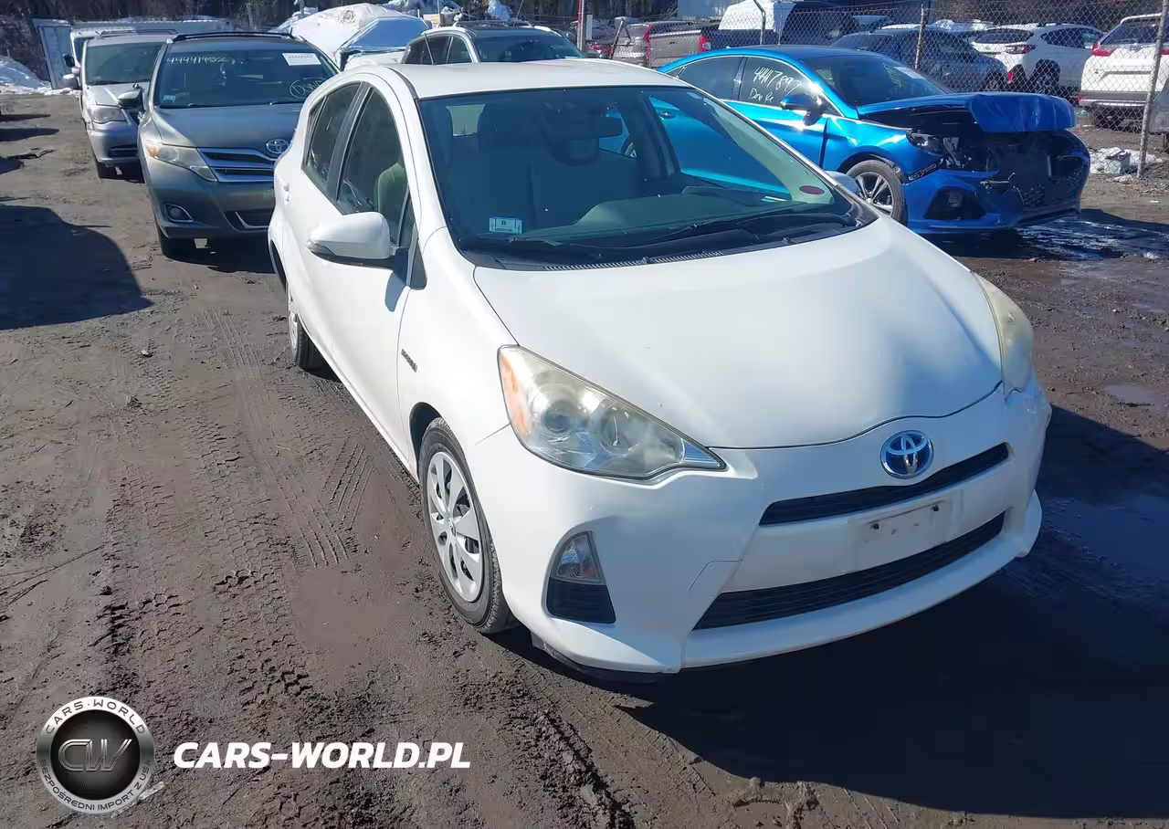Główne zdjęcie 2012 Toyota Prius C One