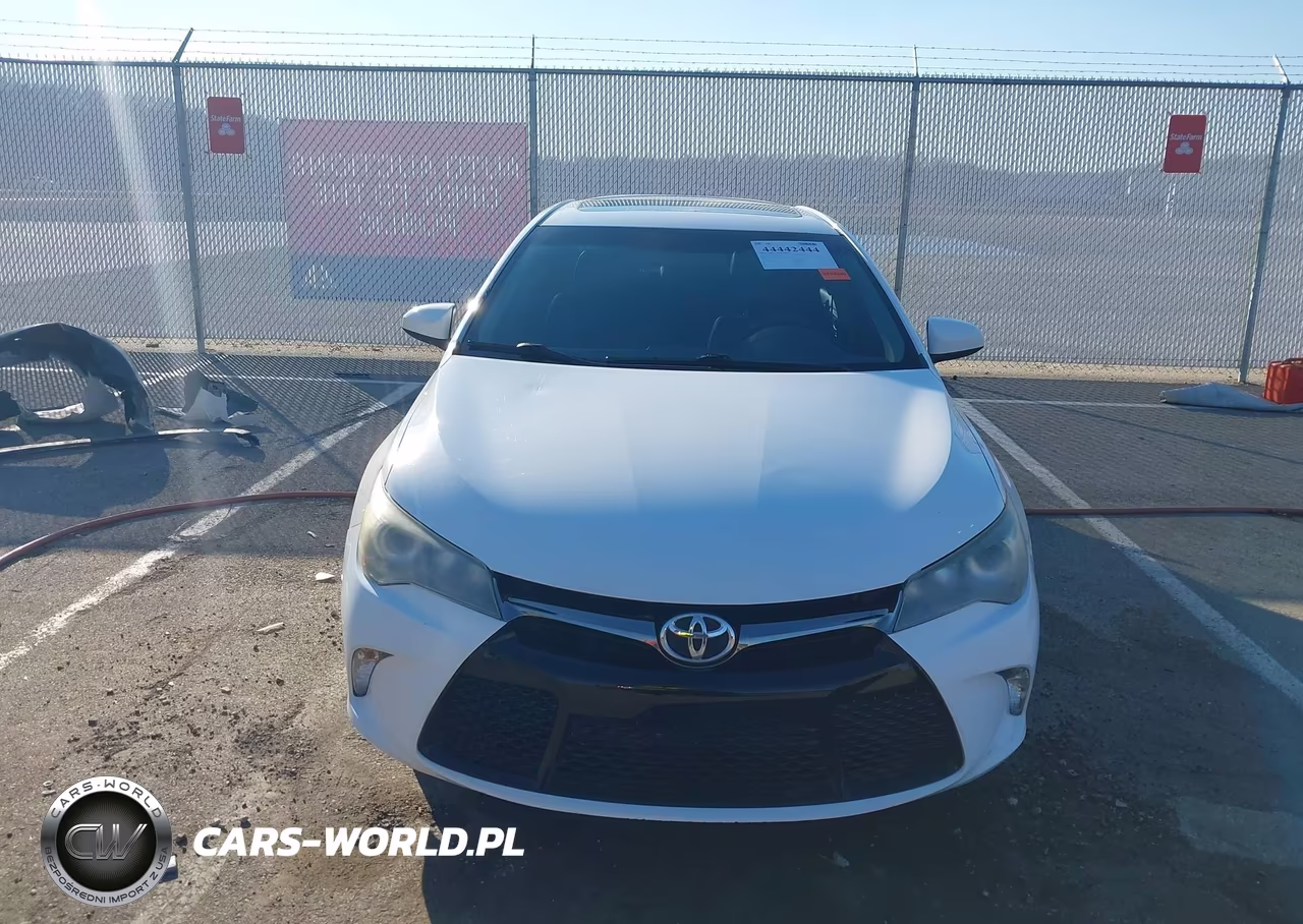 2015 Toyota Camry Se VIN:4T1BF1FK2FU073678 - 13