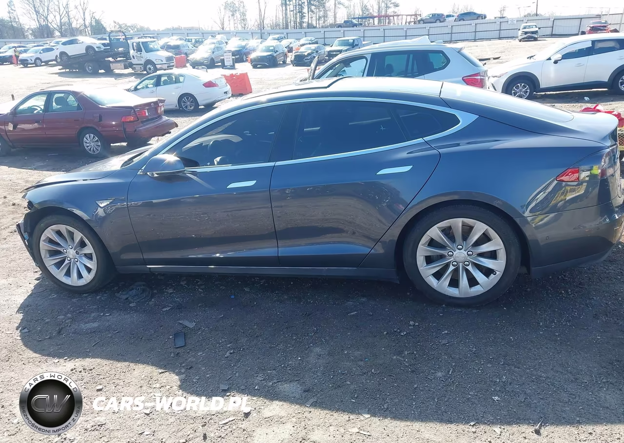 2016 Tesla Model S 60-70-75-85 VIN:5YJSA1E1XGF136953 - 14