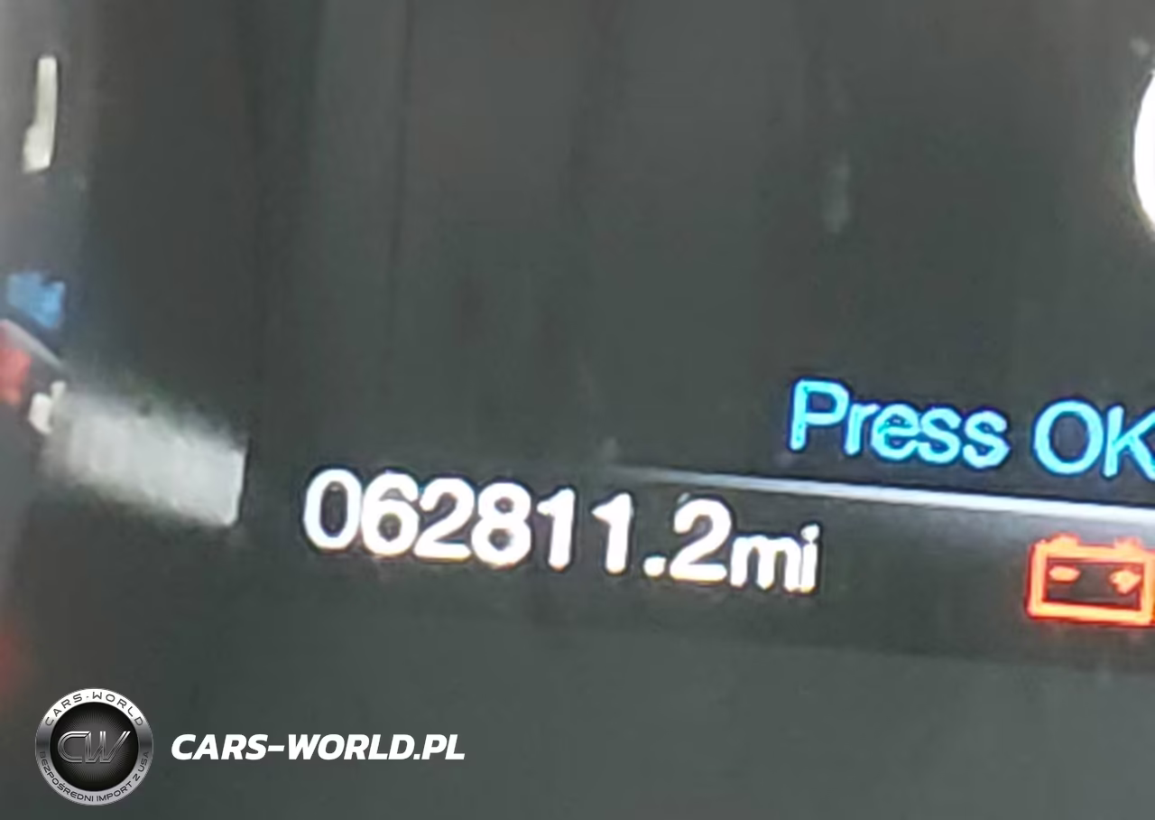 2018 Ford Mustang Ecoboost VIN:1FA6P8THXJ5177512 - 15
