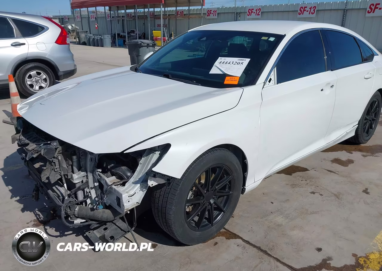 2018 Honda Accord Sport VIN:1HGCV1F35JA266018 - 6