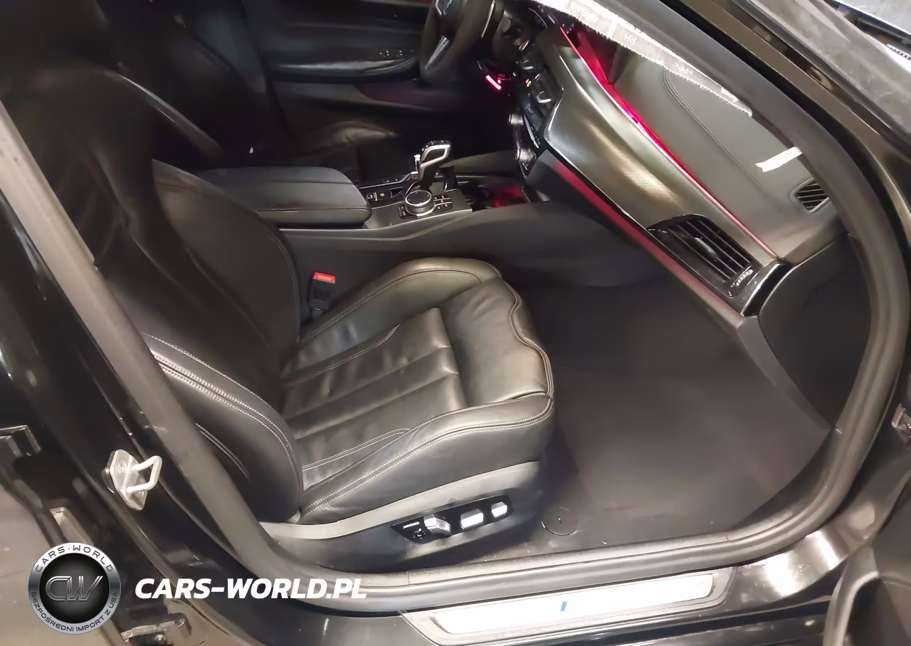 2021 BMW M5 VIN:WBS83CH07MCF93405 - 5