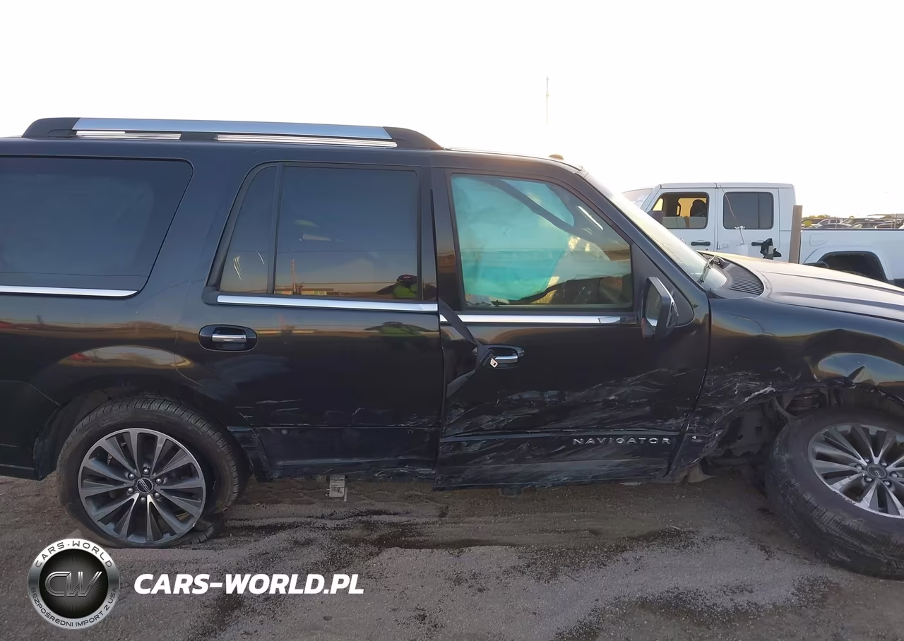 2015 Lincoln Navigator VIN:5LMJJ2HT1FEJ12872 - 13