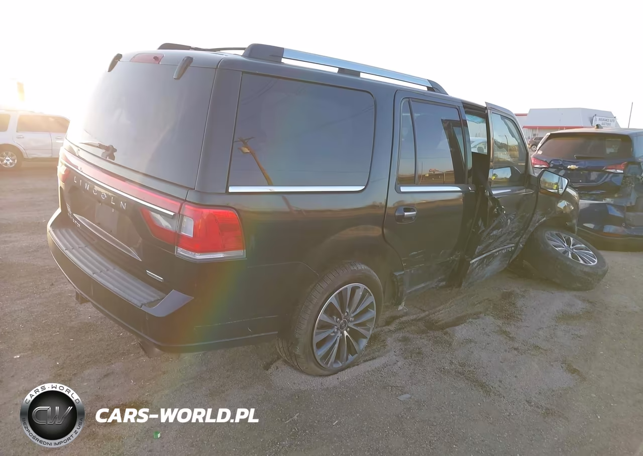 2015 Lincoln Navigator VIN:5LMJJ2HT1FEJ12872 - 4