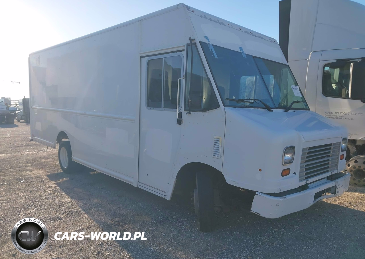 2015 Ford F-59 Commercial Stripped