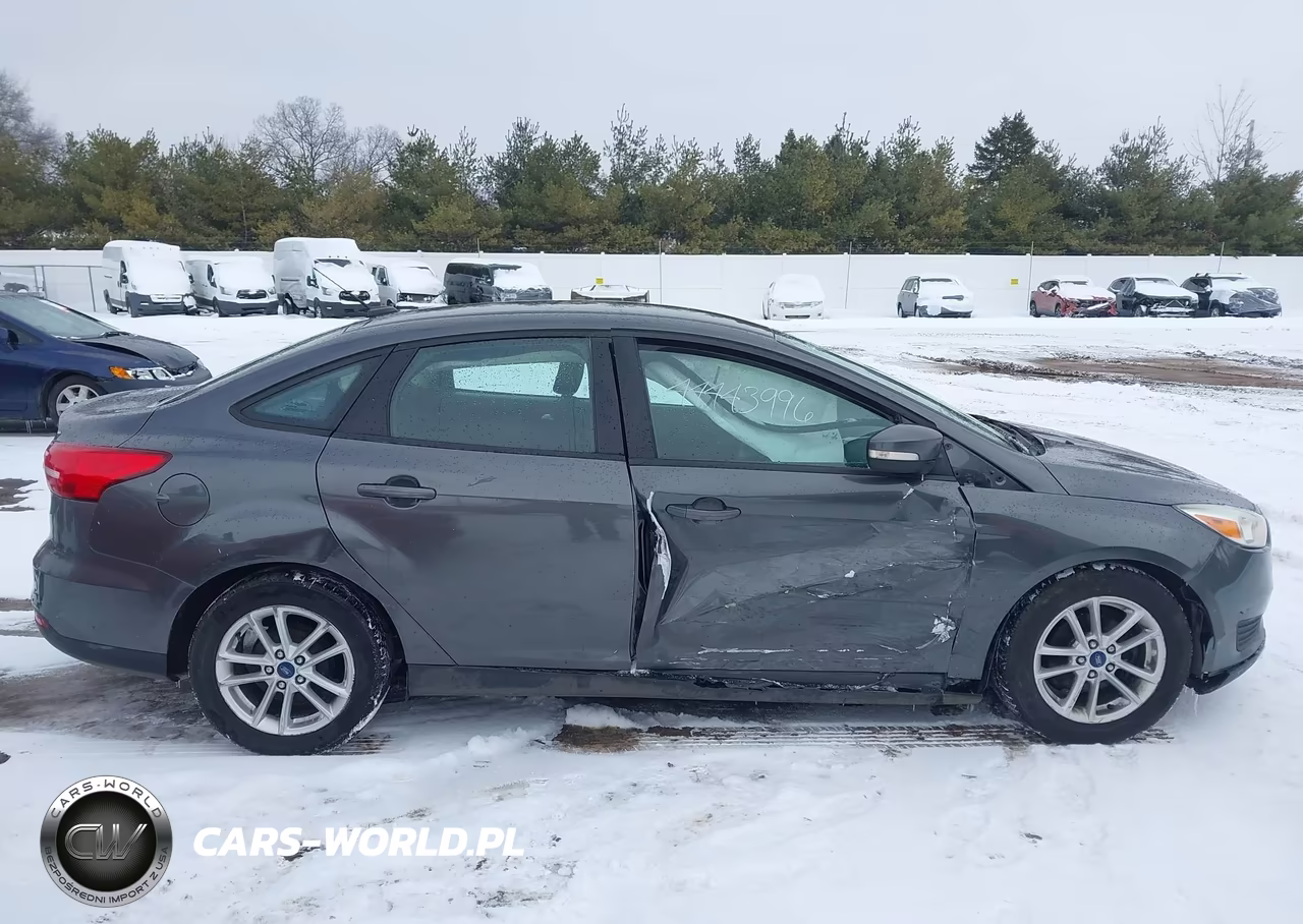 2017 Ford Focus Se VIN:1FADP3F21HL288408 - 13