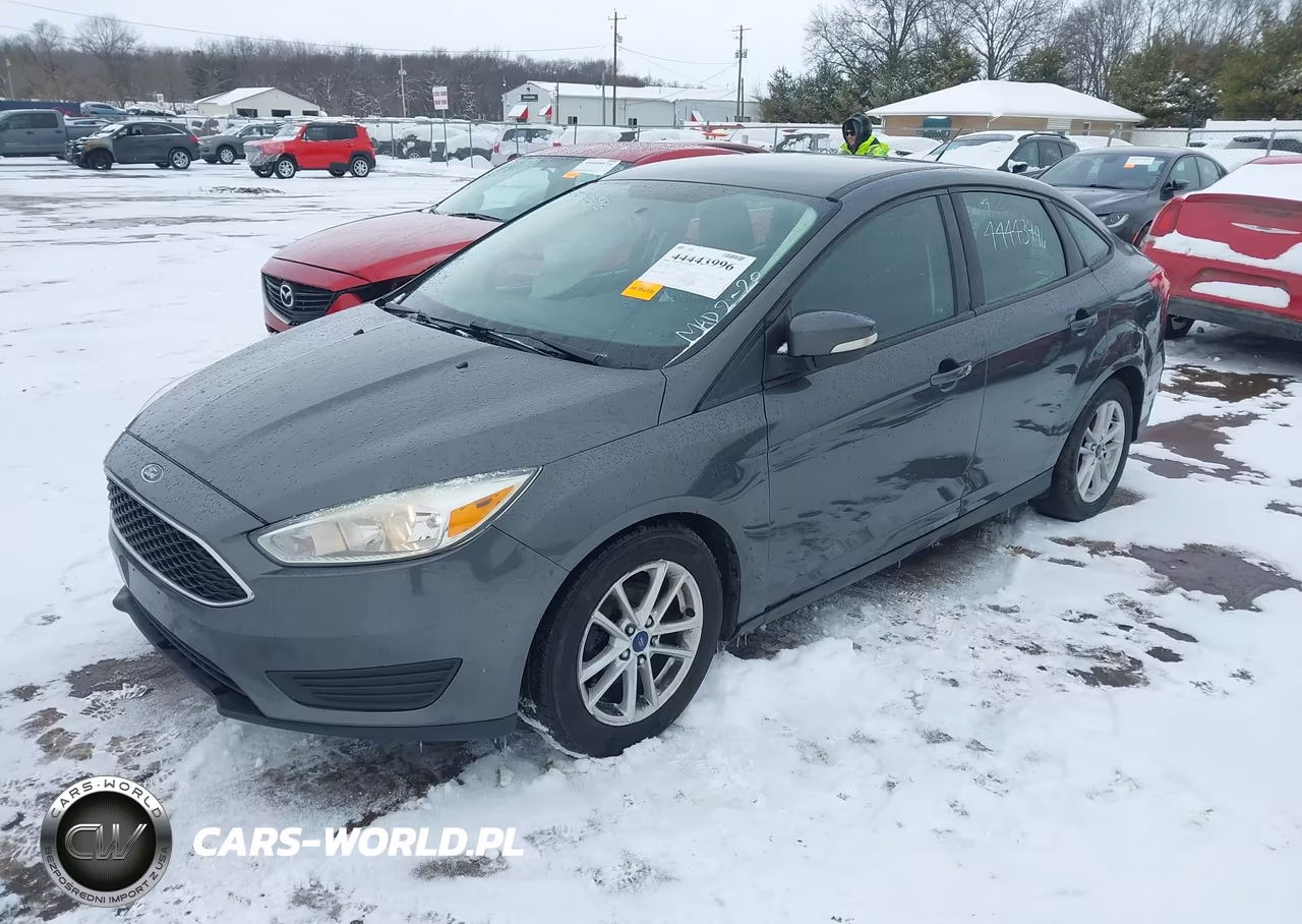 2017 Ford Focus Se VIN:1FADP3F21HL288408 - 2