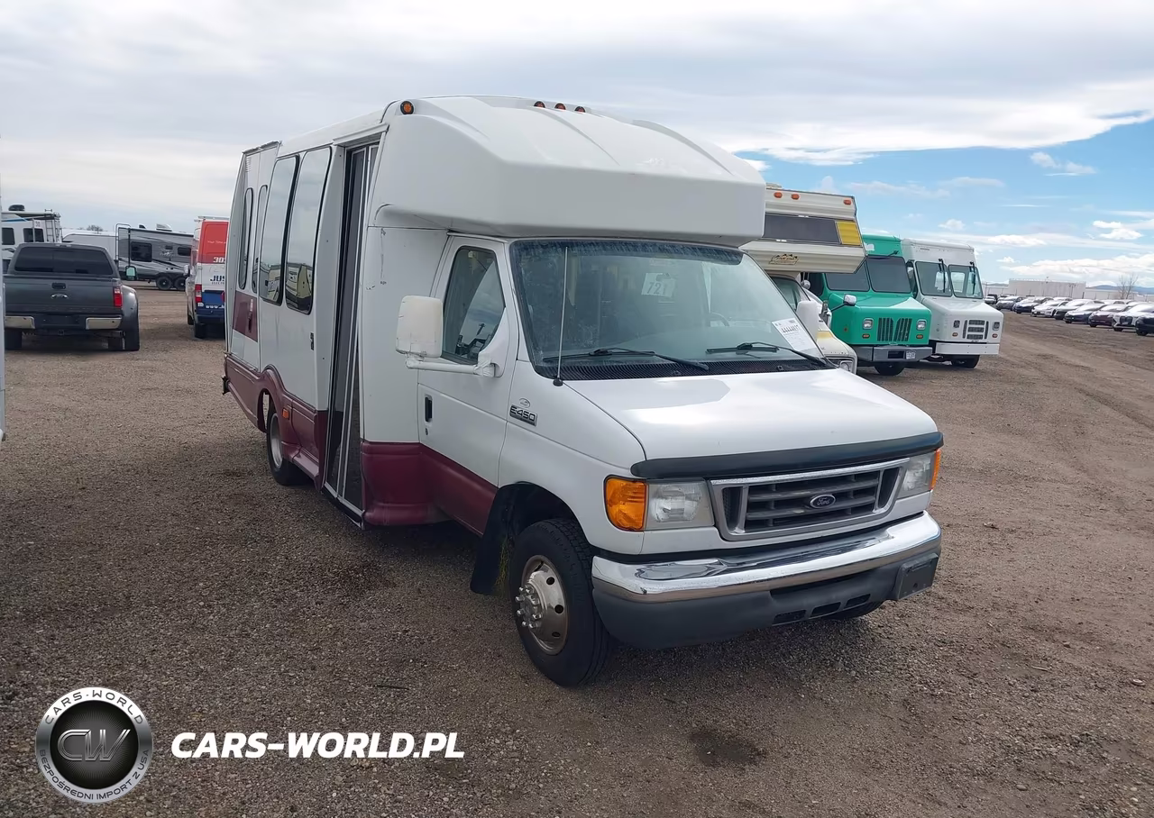 2007 Ford E-450 Cutaway