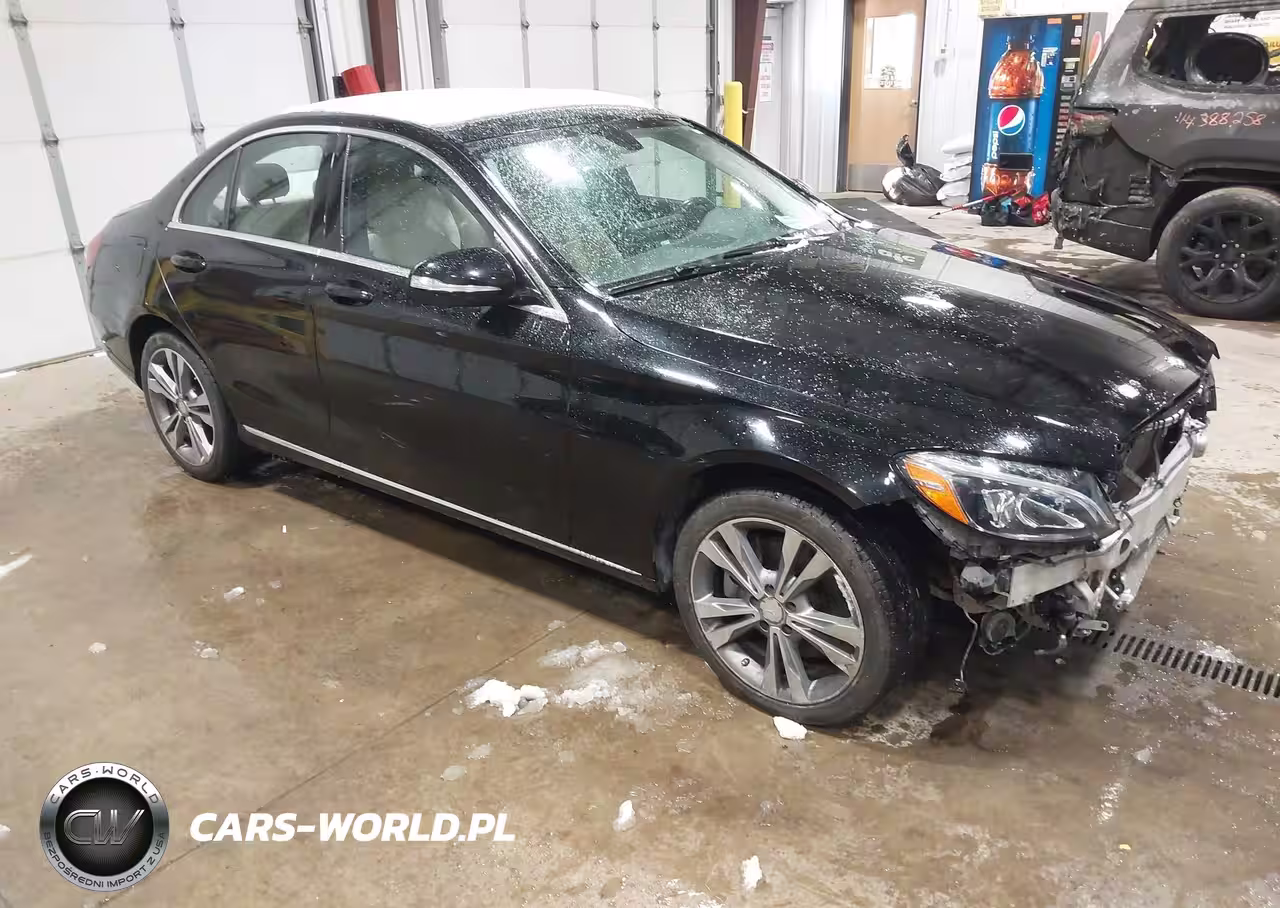 2015 Mercedes-Benz C 300 4Matic