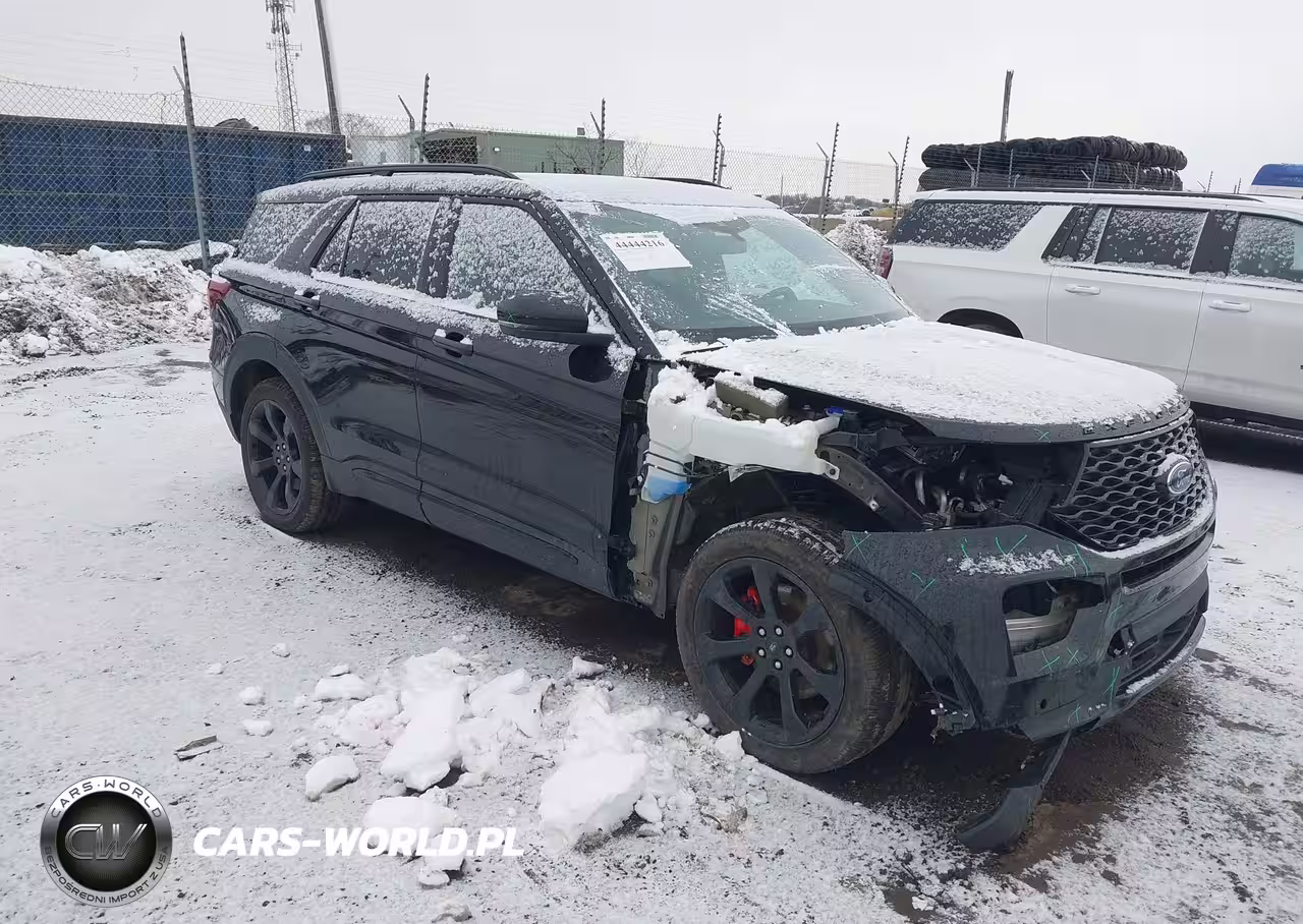 2022 Ford Explorer St