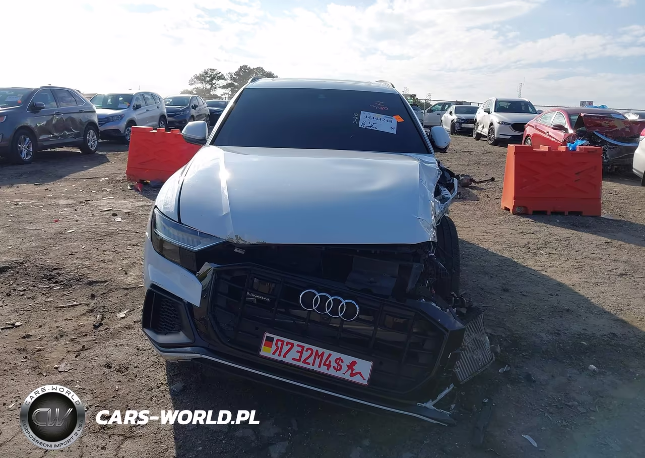 2020 Audi Q8 Prestige 55 Tfsi Quattro Tiptronic VIN:WA1FVAF11LD017785 - 12