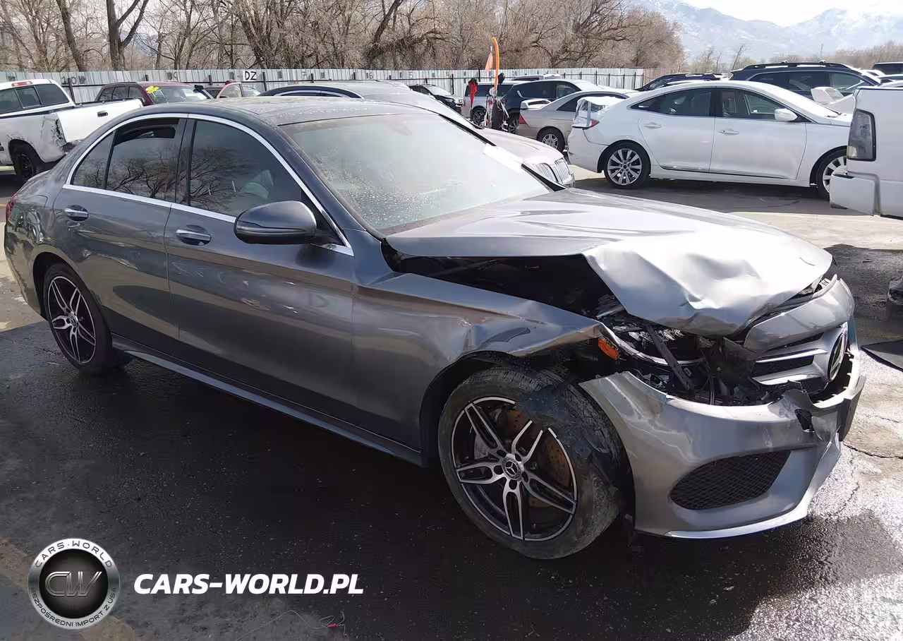 2018 Mercedes-Benz C 300 4Matic