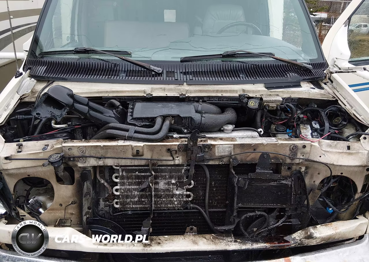 1996 Ford Econoline E350 Cutaway Van VIN:1FDKE30G4THA16129 - 10