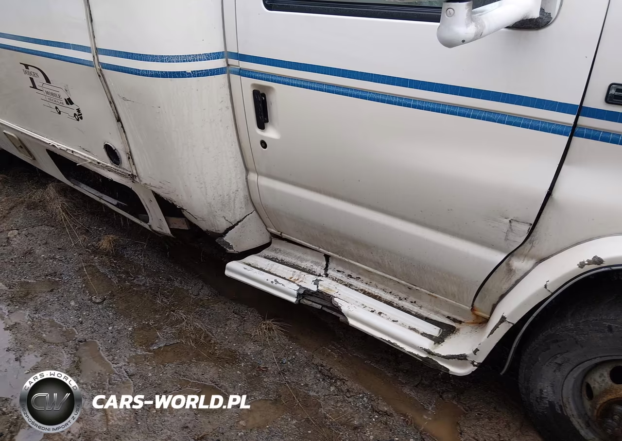 1996 Ford Econoline E350 Cutaway Van VIN:1FDKE30G4THA16129 - 12