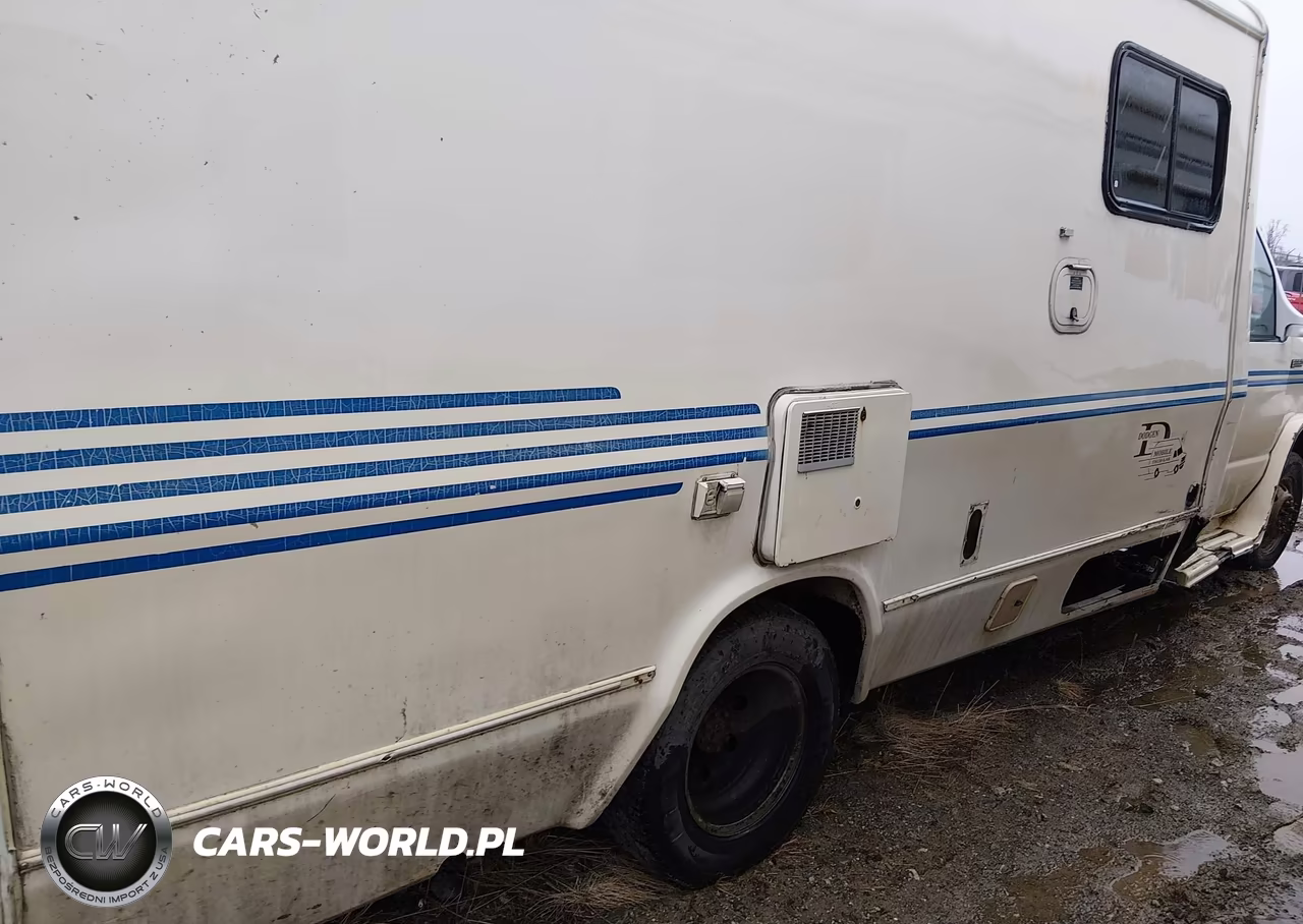 1996 Ford Econoline E350 Cutaway Van VIN:1FDKE30G4THA16129 - 13