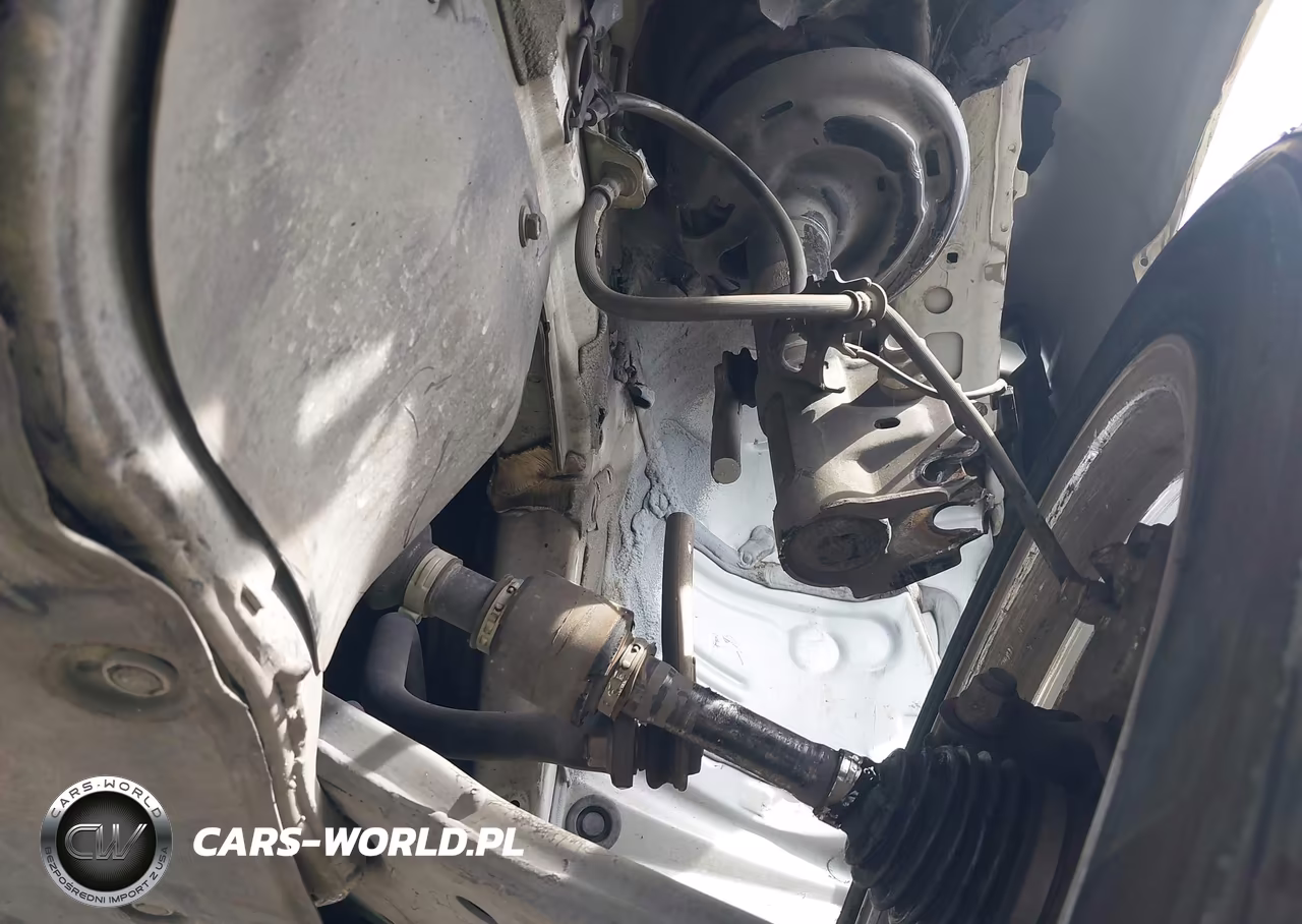 2019 Toyota Camry Le VIN:4T1B11HK2KU811064 - 17
