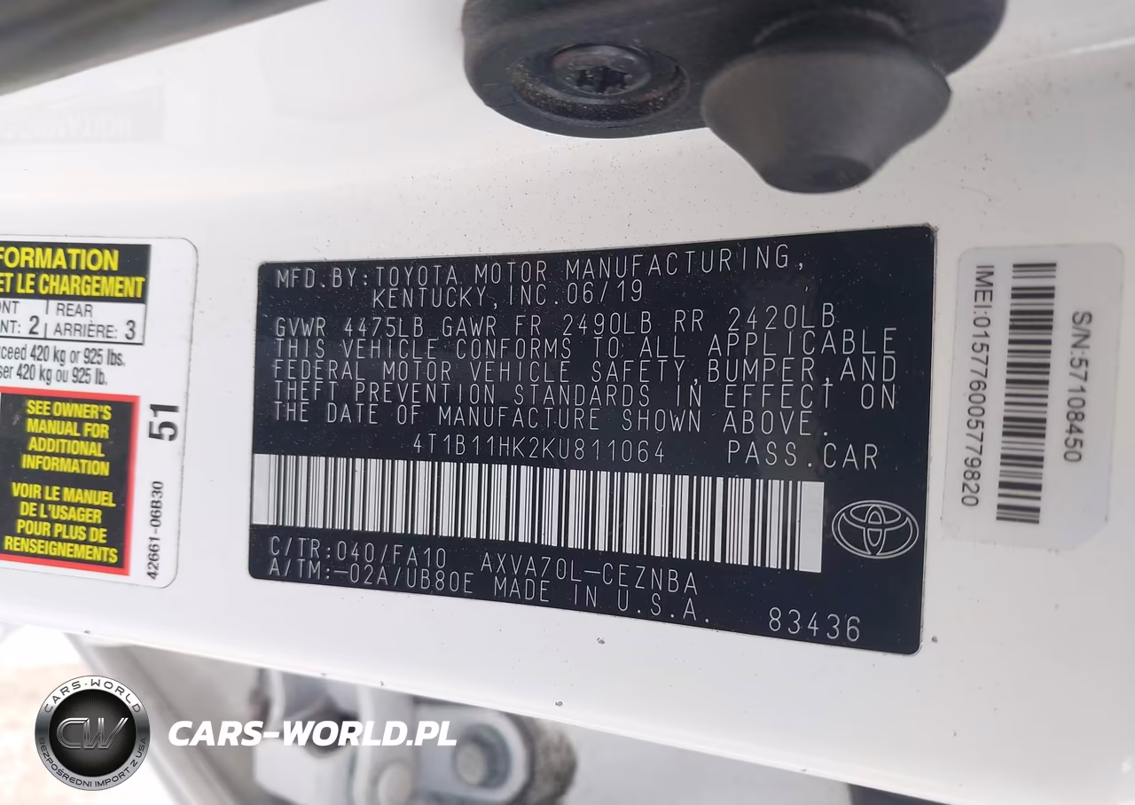 2019 Toyota Camry Le VIN:4T1B11HK2KU811064 - 9
