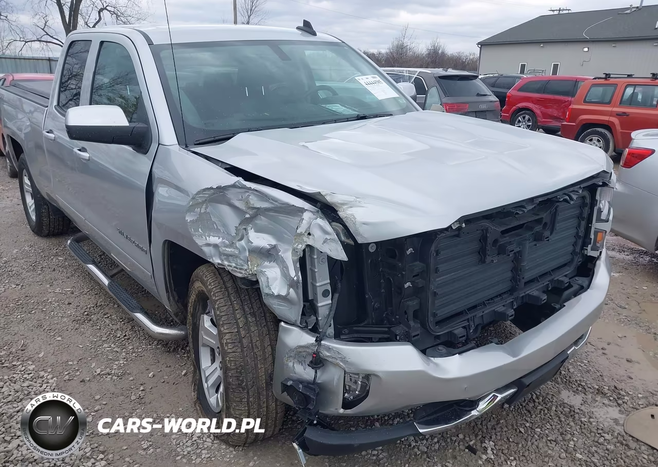 2018 Chevrolet Silverado 1500 2Lt VIN:1GCVKREC4JZ330194 - 6