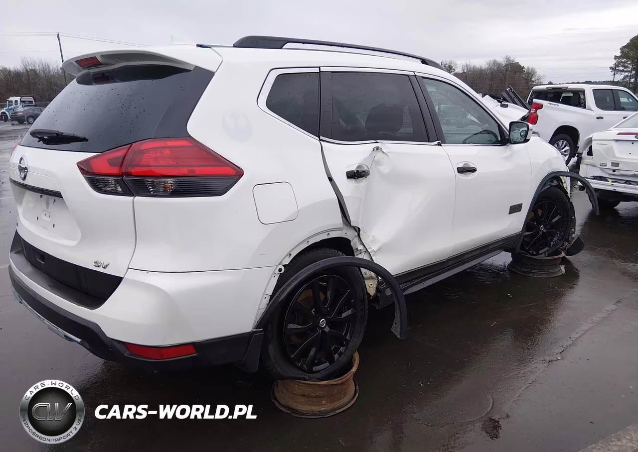 2017 Nissan Rogue Sv VIN:5N1AT2MT9HC771803 - 4