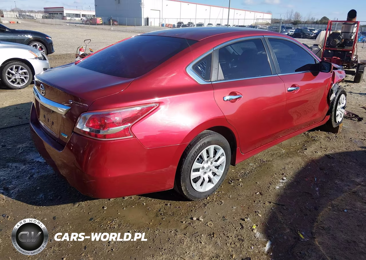 2013 Nissan Altima 2.5 S VIN:1N4AL3APXDN487084 - 4